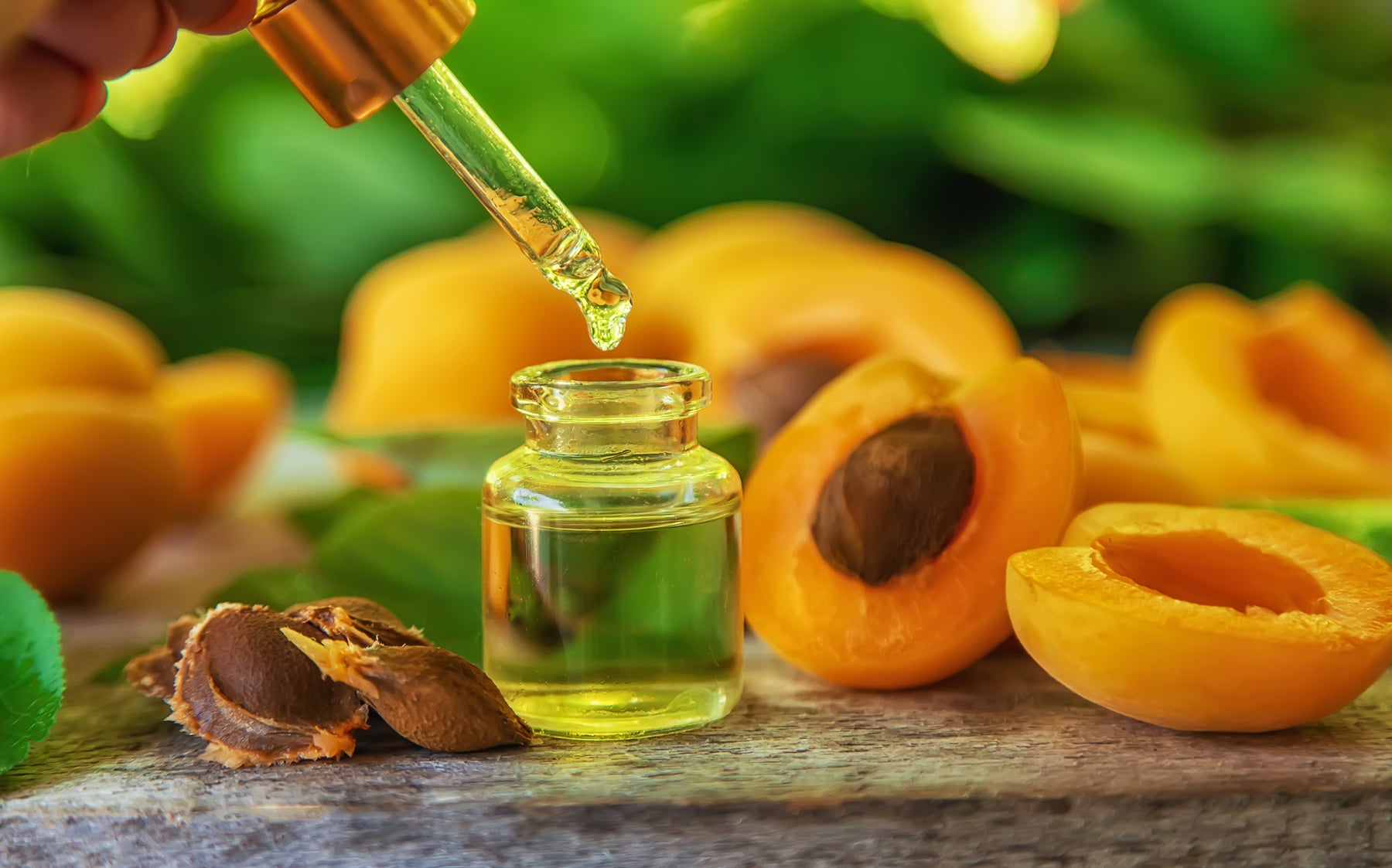 Benefits of apricot oil